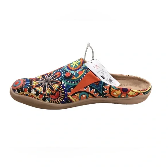 UIN shoes. Woman’s size 10 - Picture 4 of 7